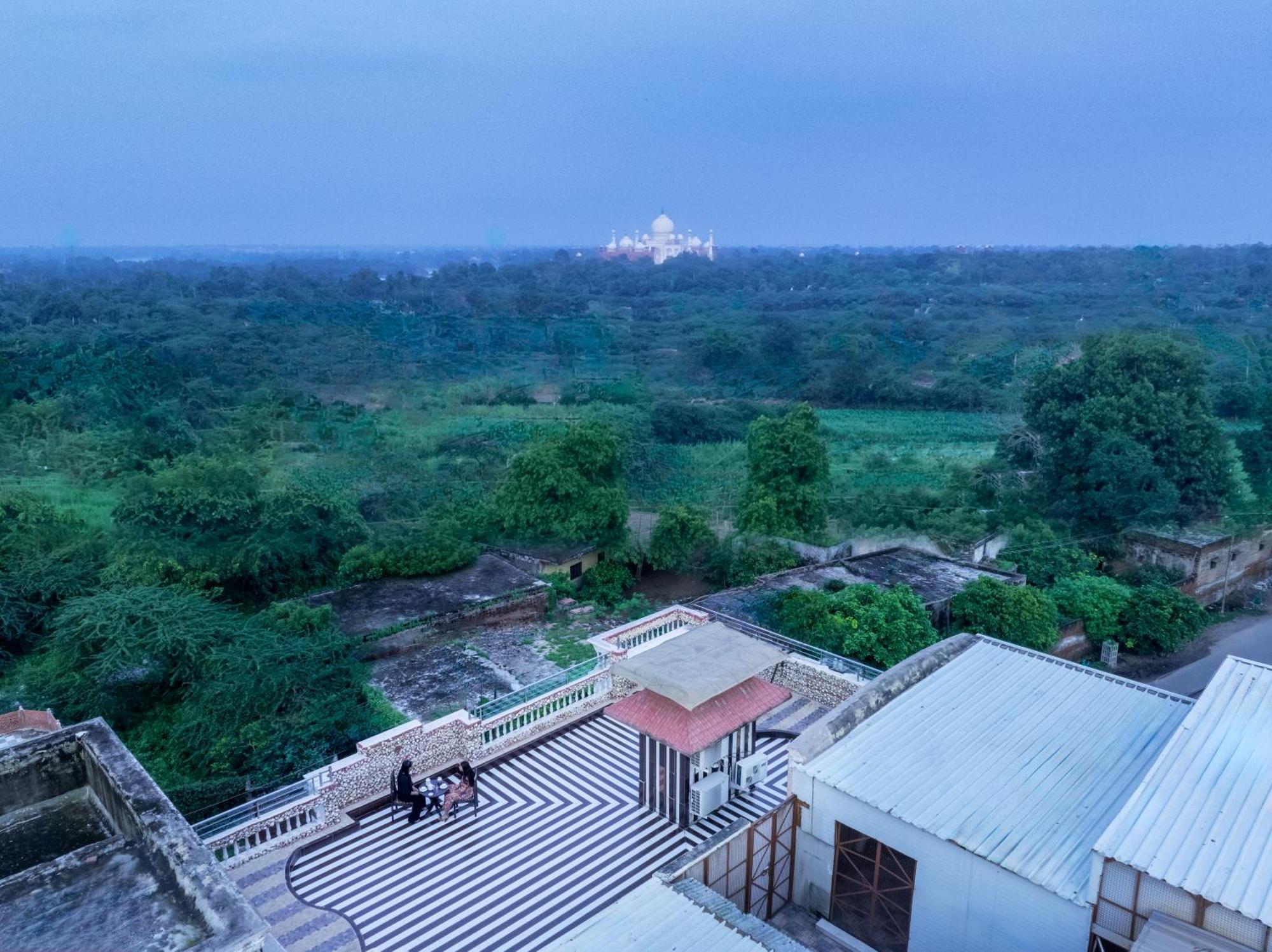 Foxoso Taj View Hotel Agra  Esterno foto